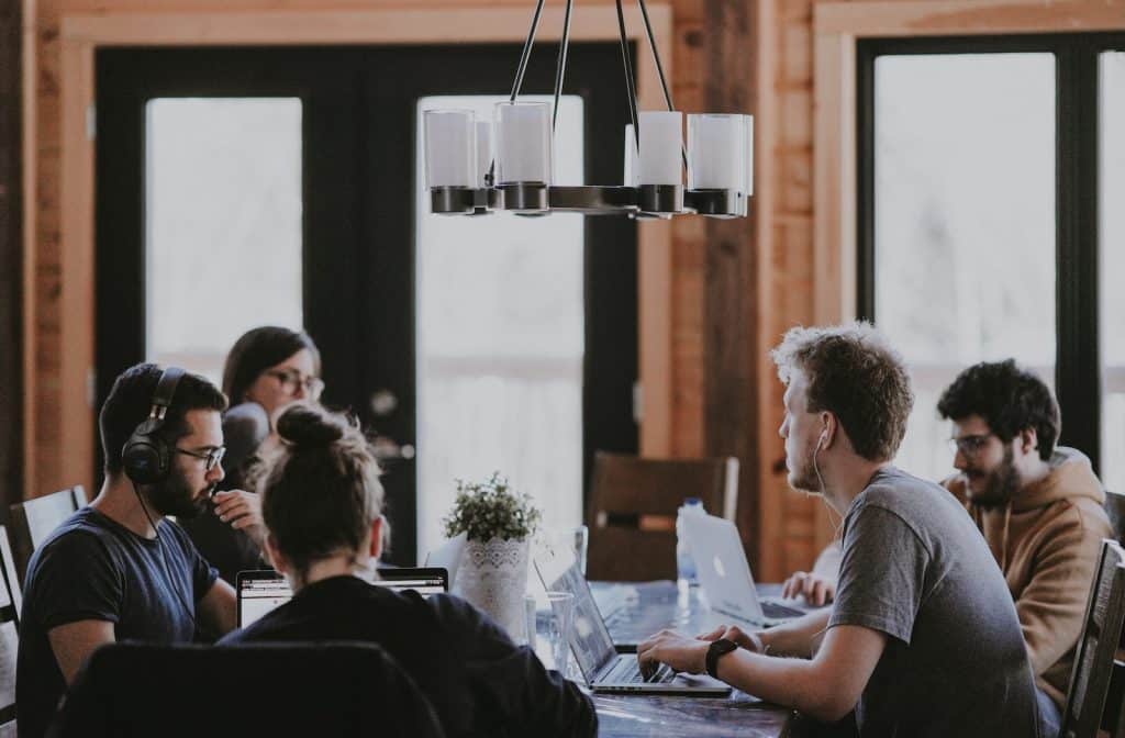 Je suis en accident de travail et mon entreprise ferme, que faire ?