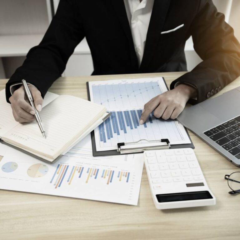 Pourquoi collaborer avec un avocat fiscaliste ?